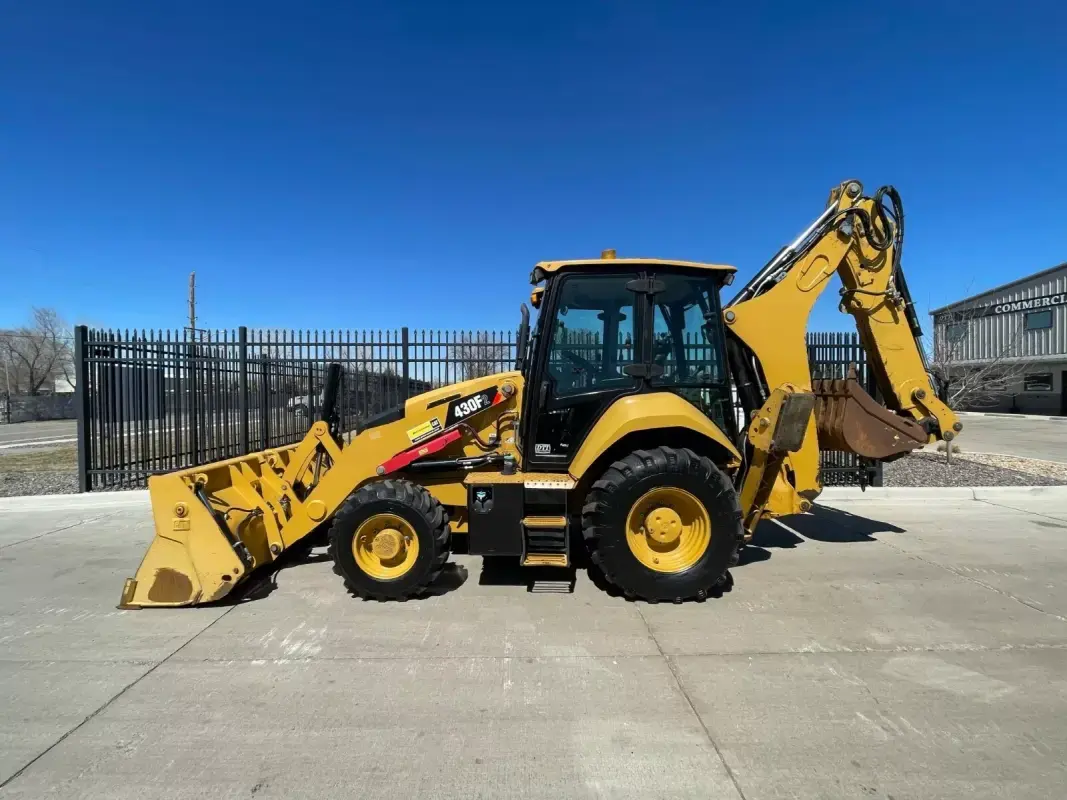 2015 CATERPILLAR 430F2 Backhoe