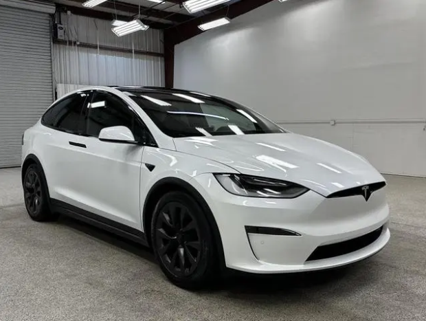 2022 Tesla Model X Dual Motor