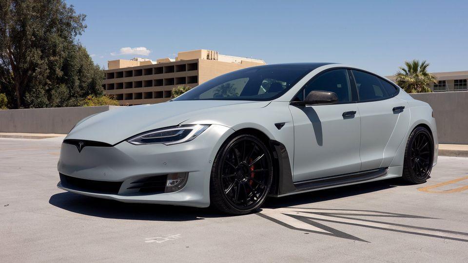 2019 Tesla model S Performance